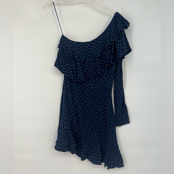 Wayf One-Shoulder Navy Polka Dot Dress size XS - Picture 4 of 4